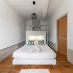 Le Ballainvilliers - Coeur De Apartament *