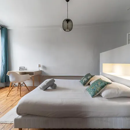 Le Ballainvilliers - Coeur De Apartment