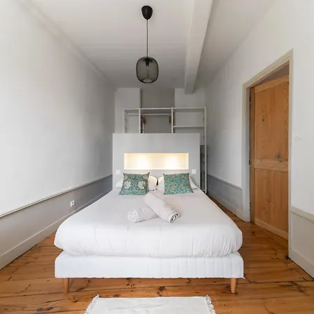 Le Ballainvilliers - Coeur De Apartment *